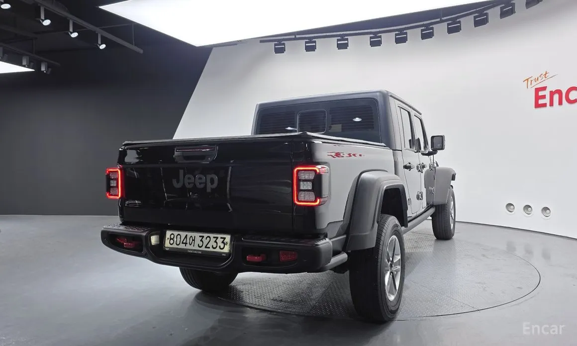 Фото 2 - Jeep Gladiator