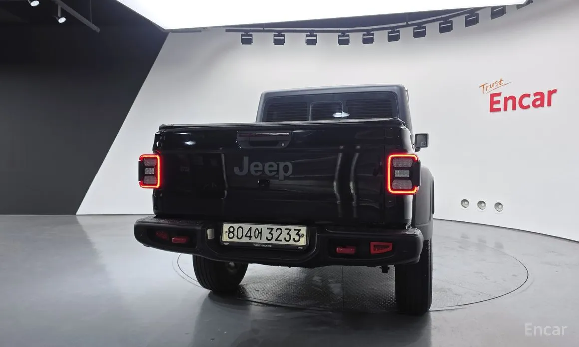 Фото 4 - Jeep Gladiator