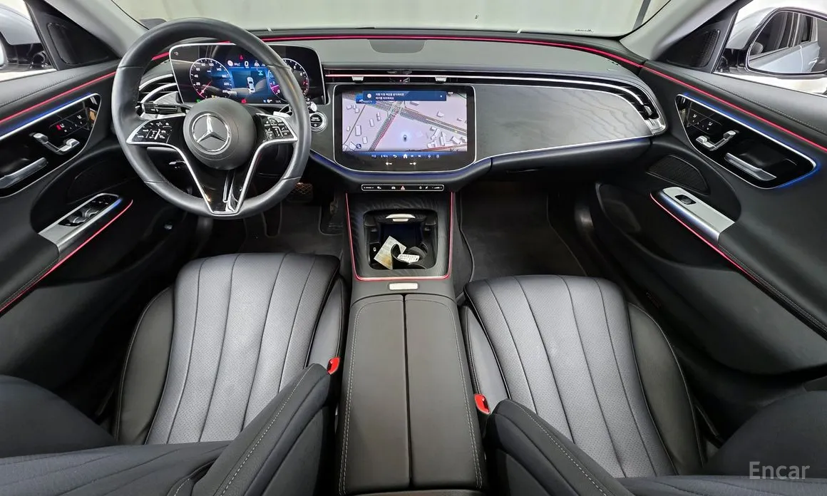 Фото 7 - Mercedes-Benz E-Class