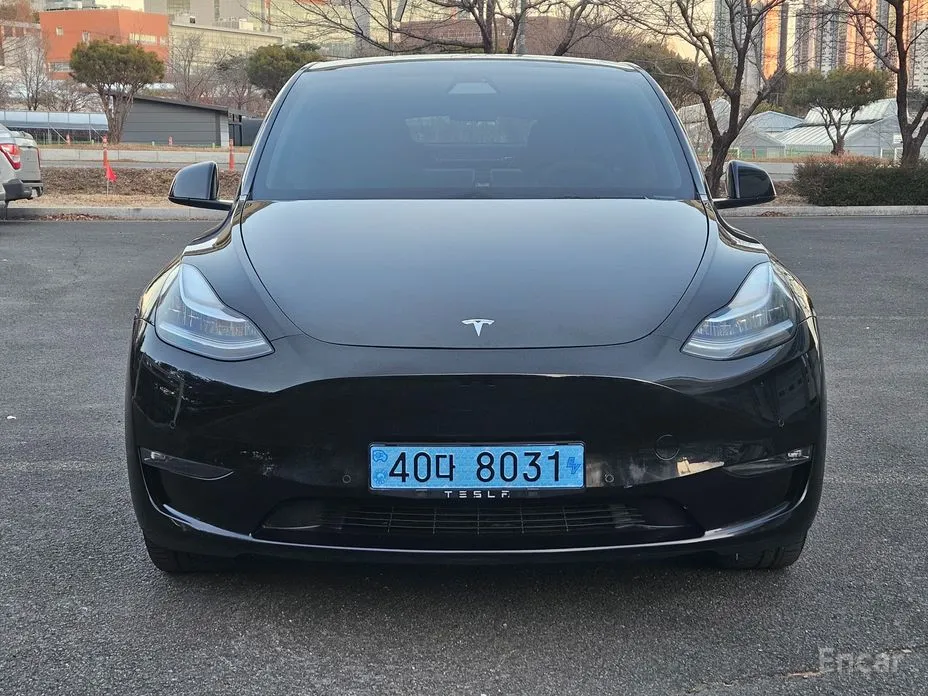 Фото 1 - Tesla Model Y