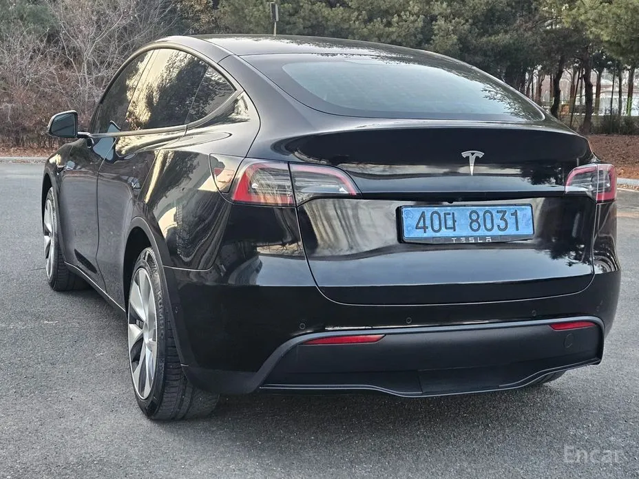 Фото 6 - Tesla Model Y