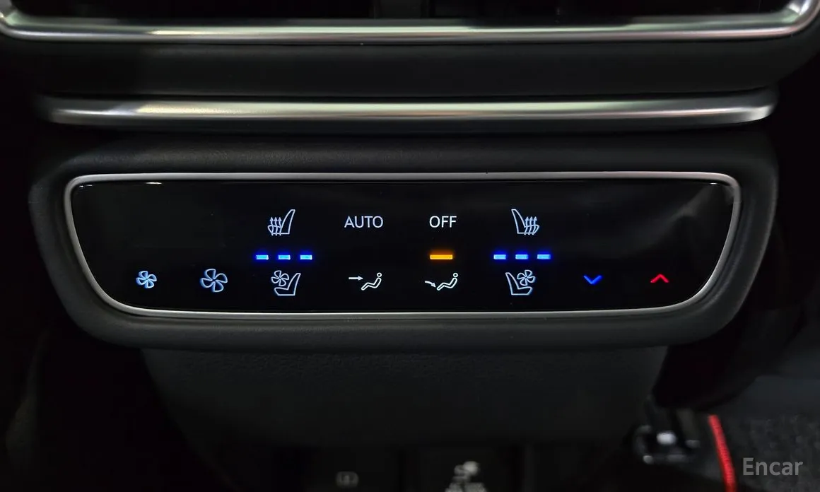 Фото 18 - Genesis GV80