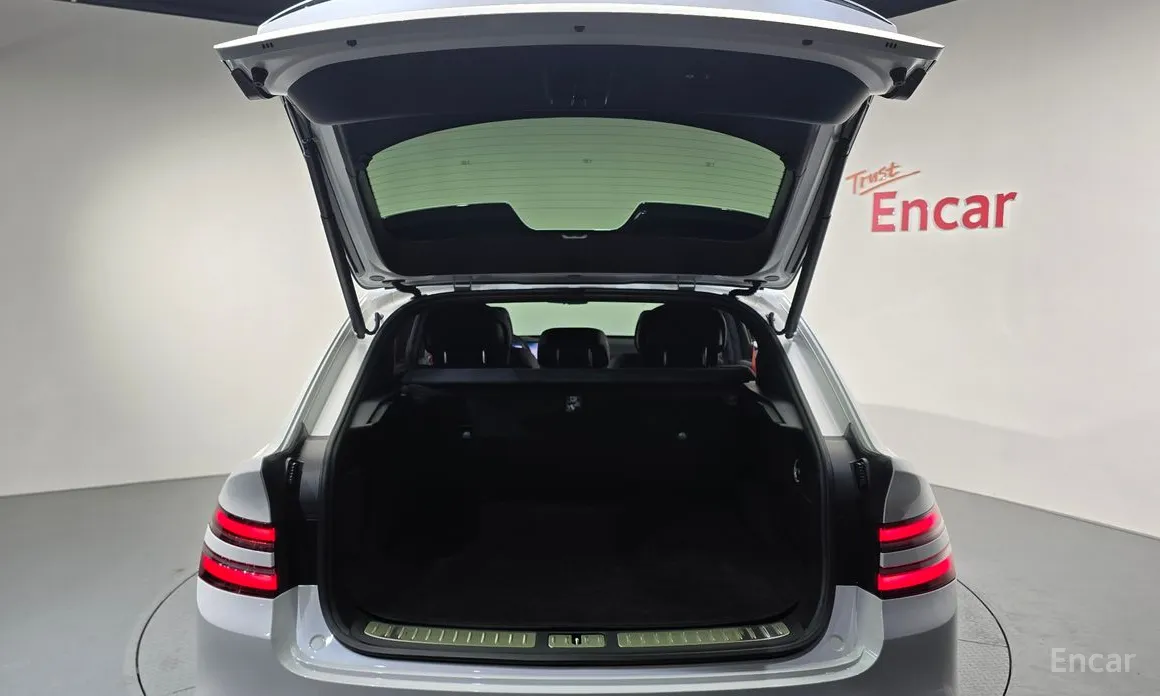 Фото 20 - Genesis GV80