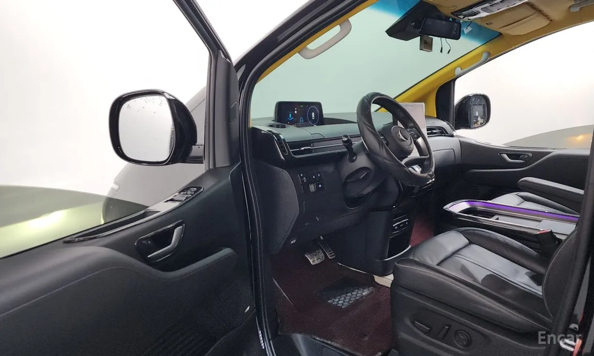 Фото 10 - Hyundai Staria