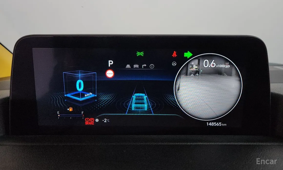 Фото 8 - Hyundai Staria