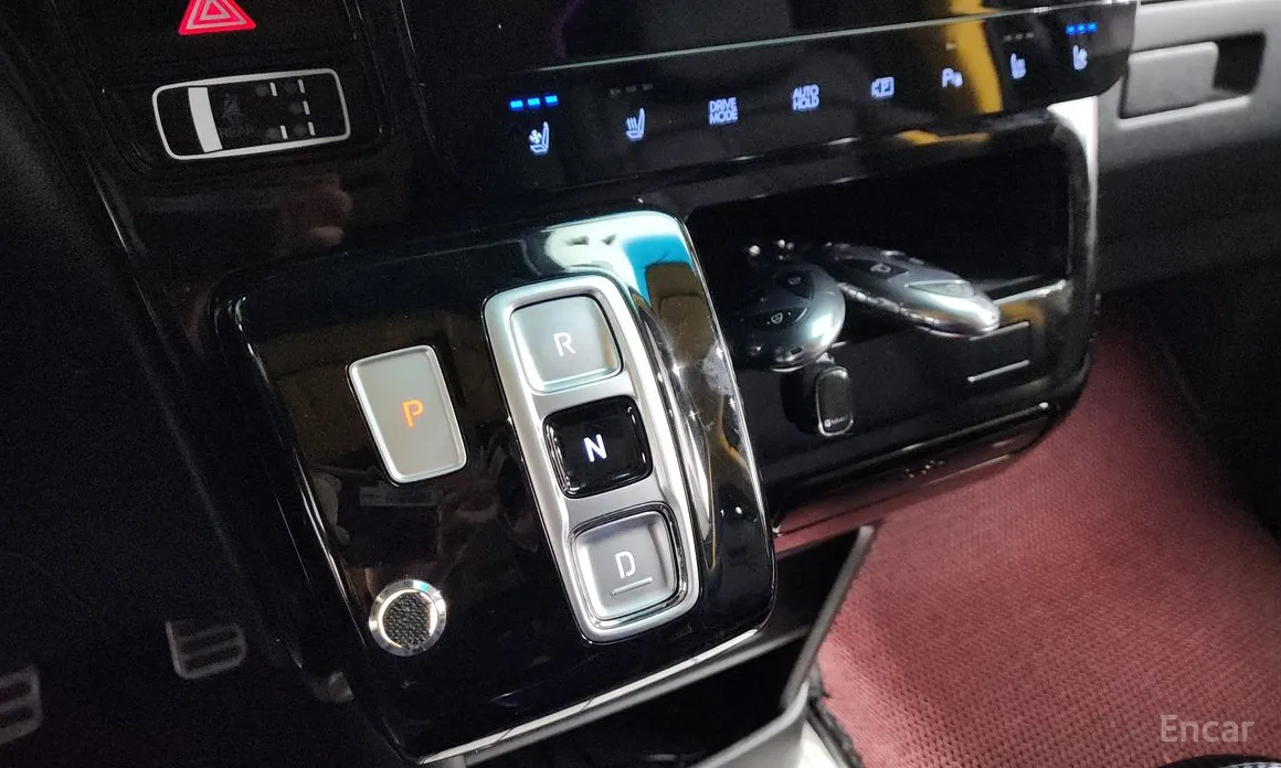 Фото 9 - Hyundai Staria