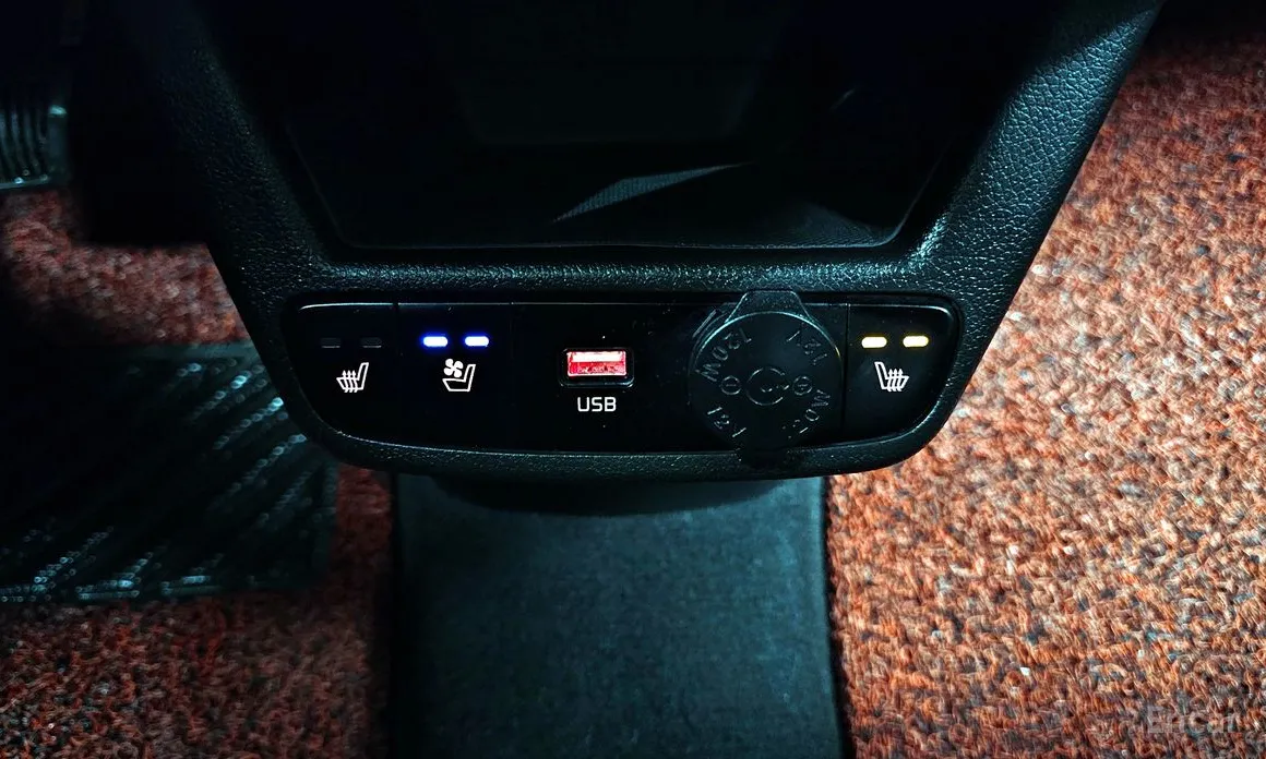 Фото 18 - Kia Ray