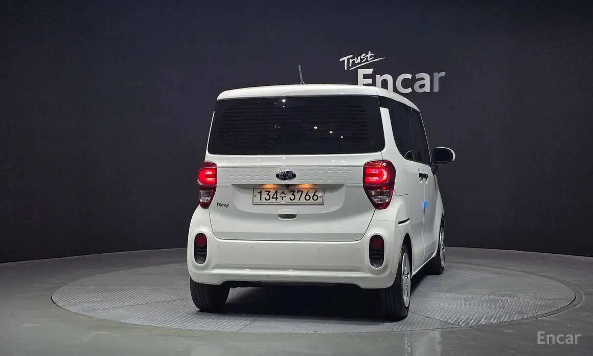 Фото 4 - Kia Ray