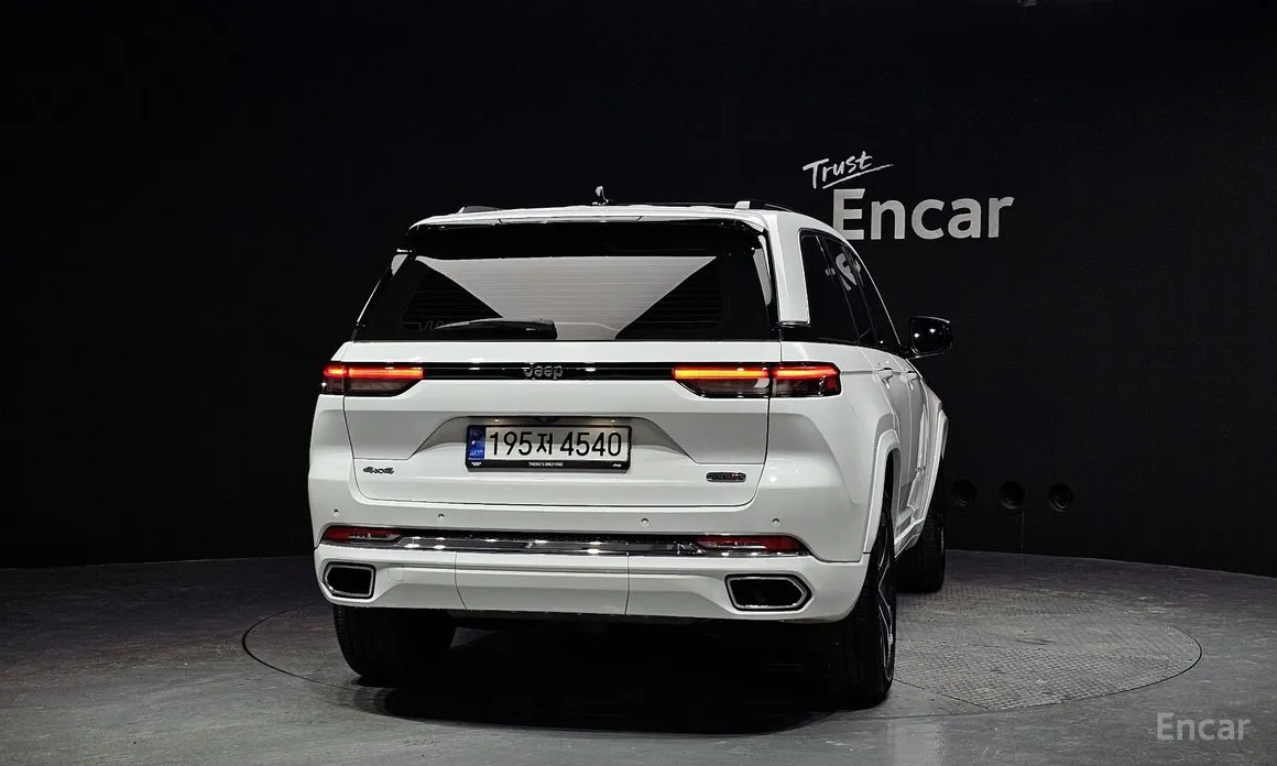 Фото 4 - Jeep Cherokee