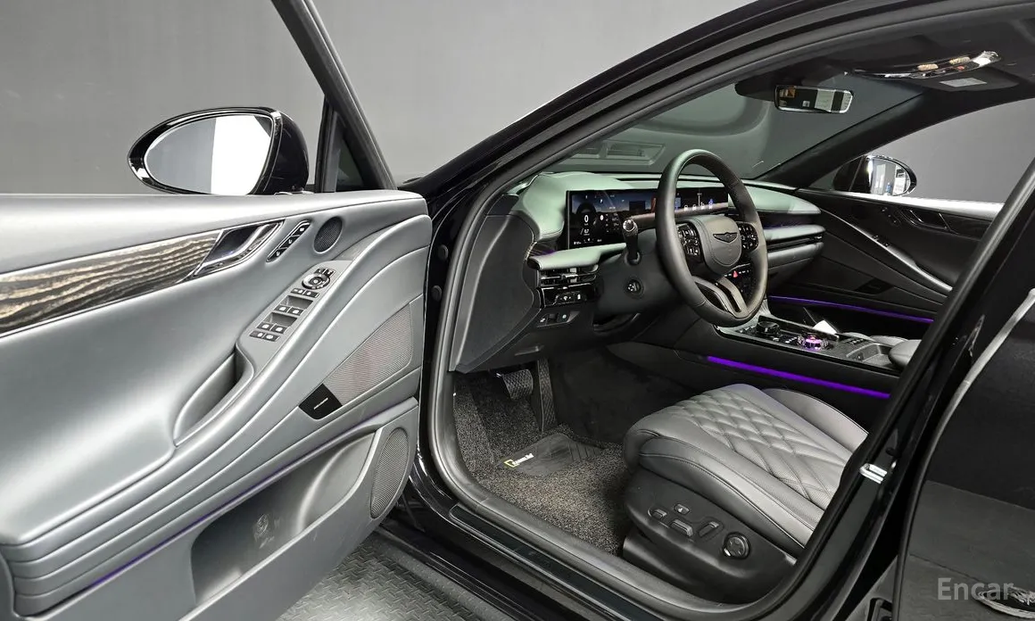 Фото 11 - Genesis G80