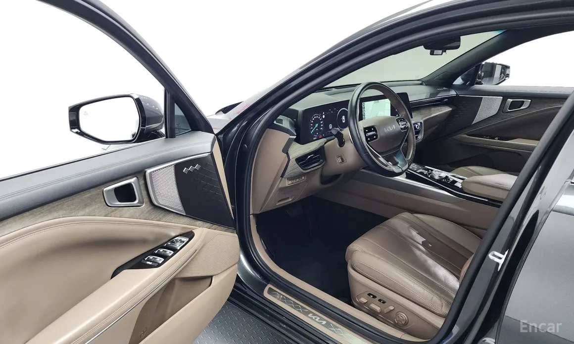 Фото 10 - Kia K8