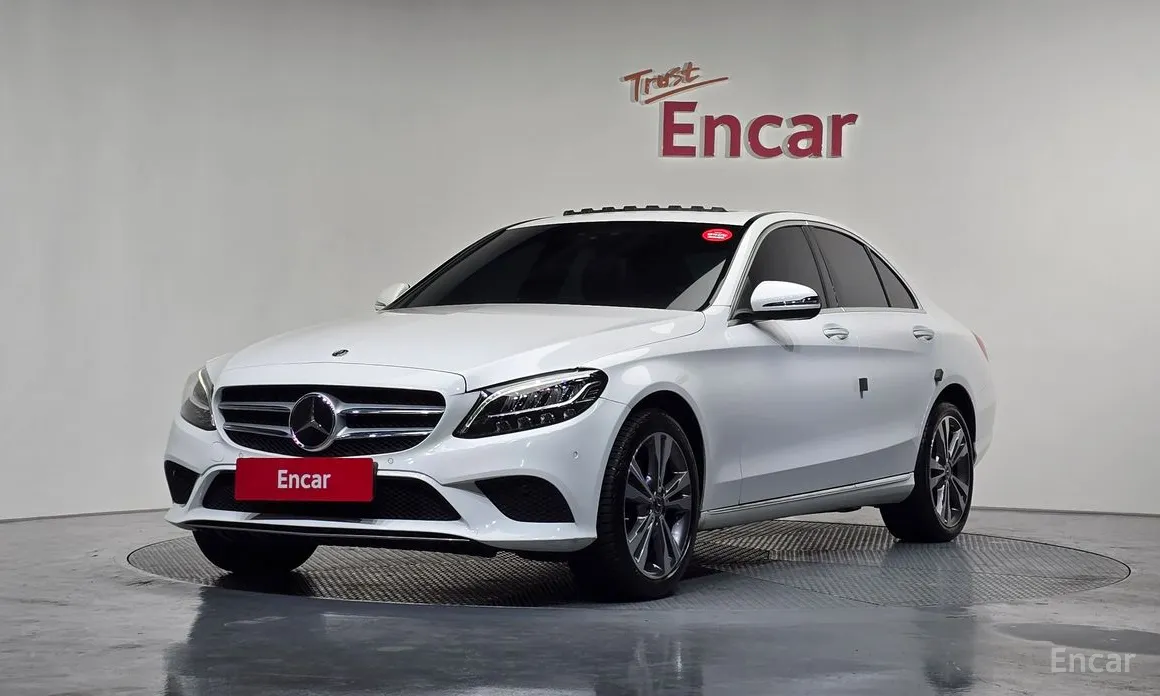 Фото 1 - Mercedes-Benz C-Class