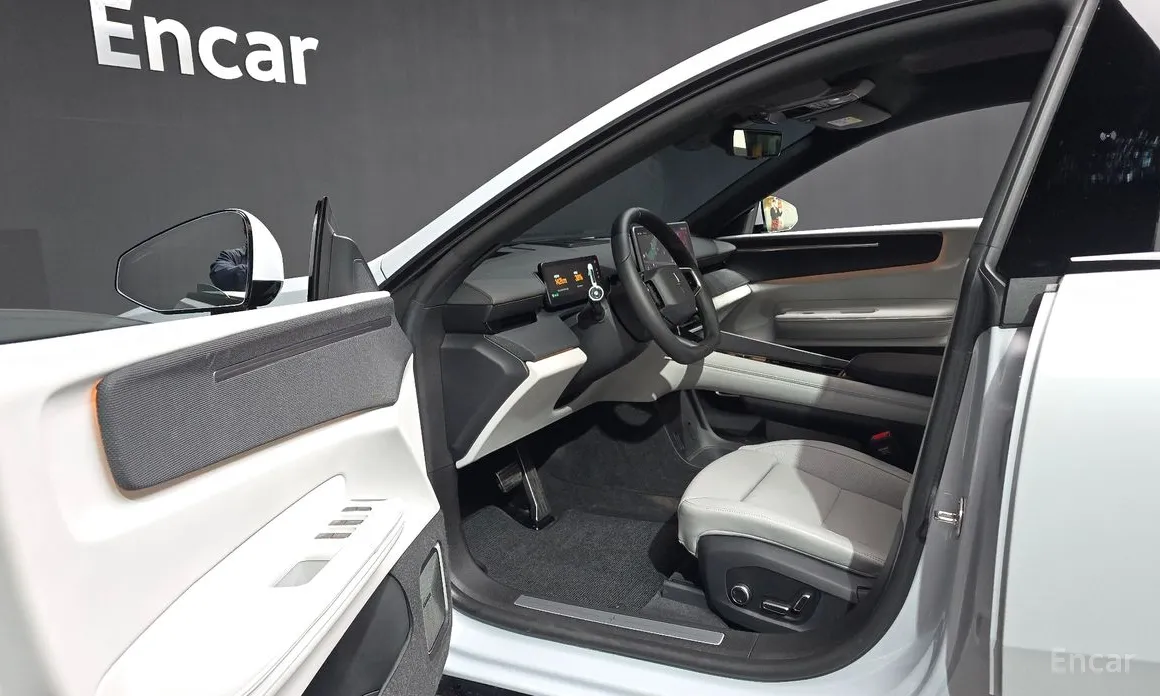 Фото 10 - Polestar 4