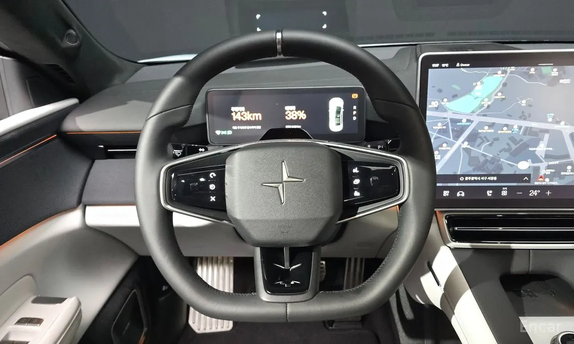 Фото 13 - Polestar 4