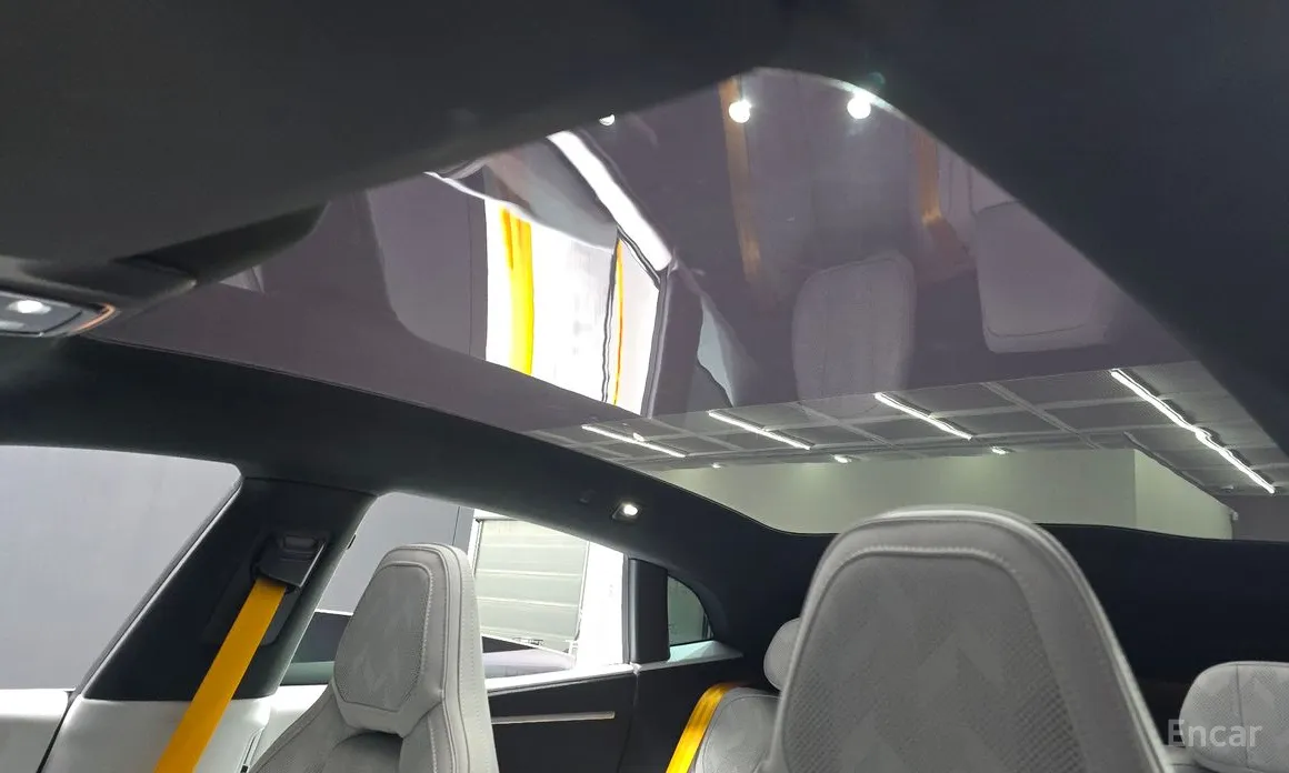 Фото 18 - Polestar 4