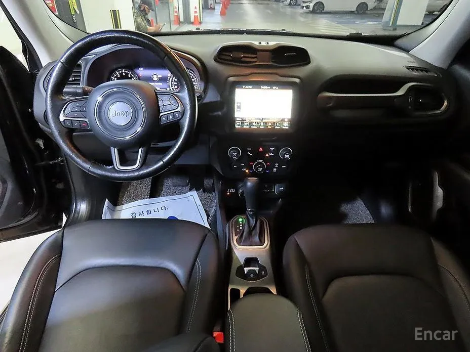 Фото 10 - Jeep Renegade