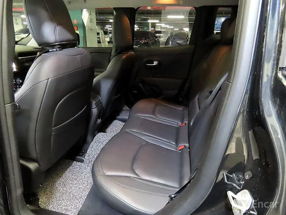 Фото 7 - Jeep Renegade