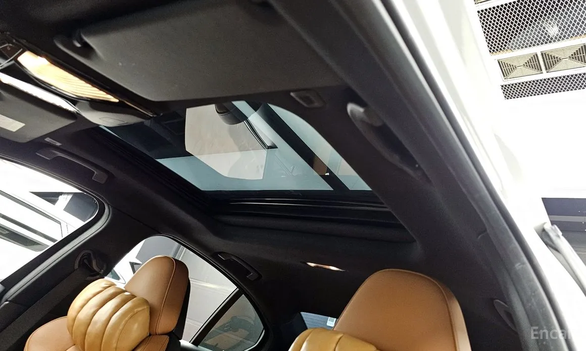 Фото 19 - BMW 3 Series