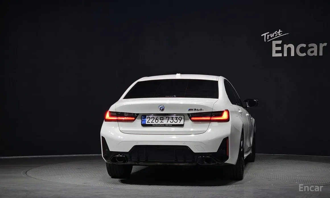 Фото 4 - BMW 3 Series