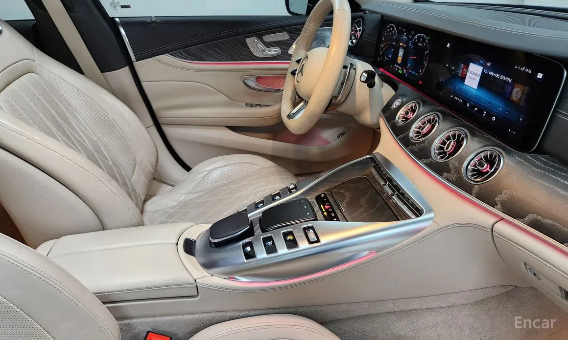 Фото 14 - Mercedes-Benz AMG GT