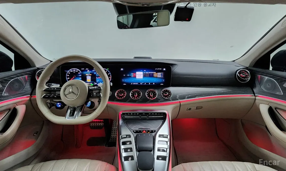 Фото 7 - Mercedes-Benz AMG GT