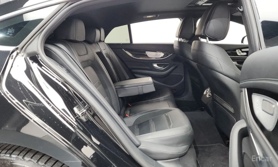 Фото 12 - Mercedes-Benz AMG GT