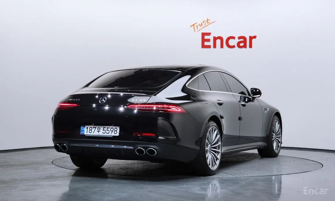 Фото 2 - Mercedes-Benz AMG GT