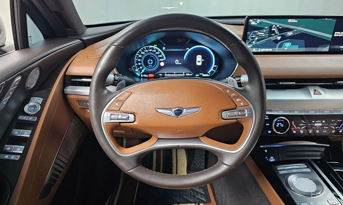 Фото 13 - Genesis G80