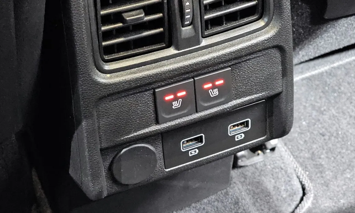 Фото 17 - Renault XM3