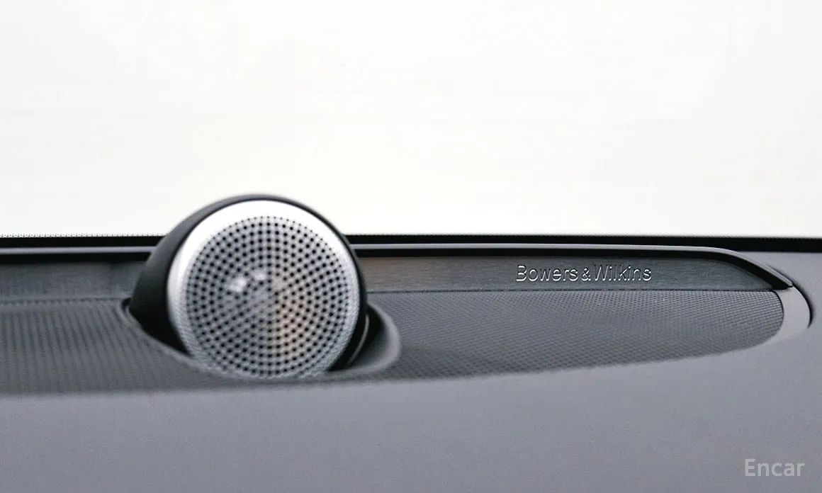 Фото 16 - Volvo V60