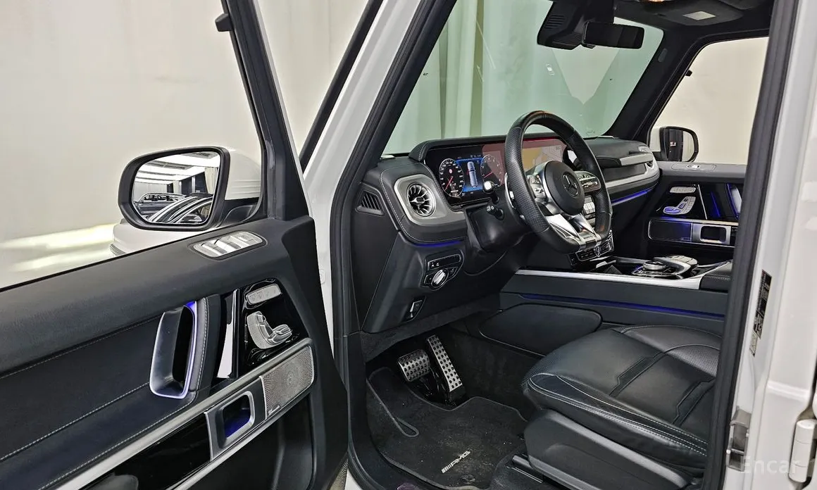 Фото 10 - Mercedes-Benz G-Class