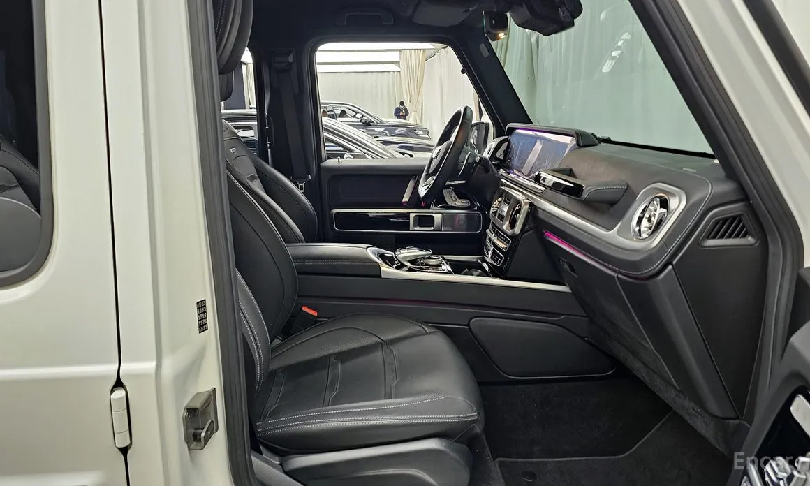 Фото 11 - Mercedes-Benz G-Class