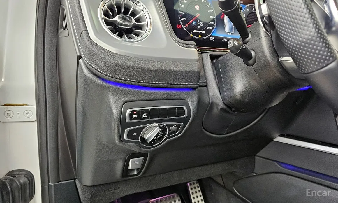 Фото 16 - Mercedes-Benz G-Class