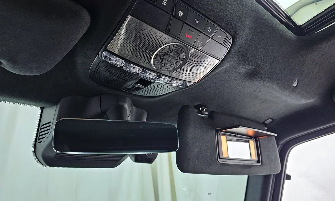 Фото 17 - Mercedes-Benz G-Class