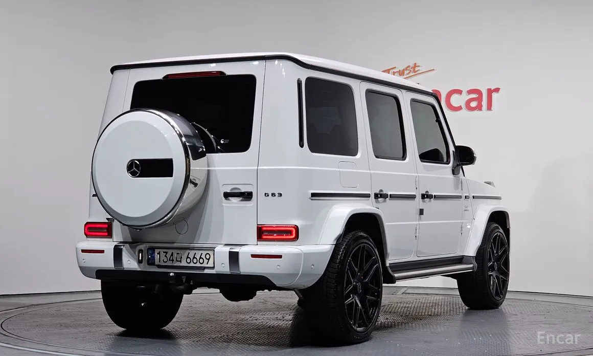 Фото 2 - Mercedes-Benz G-Class