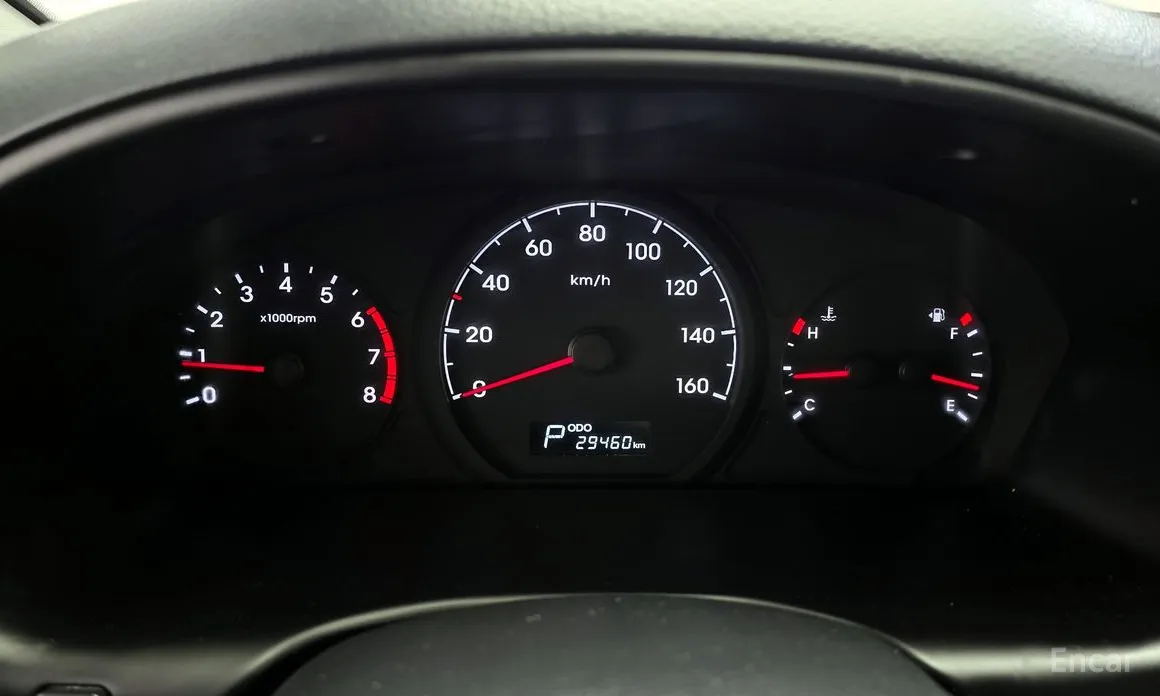 Фото 8 - Hyundai Starex