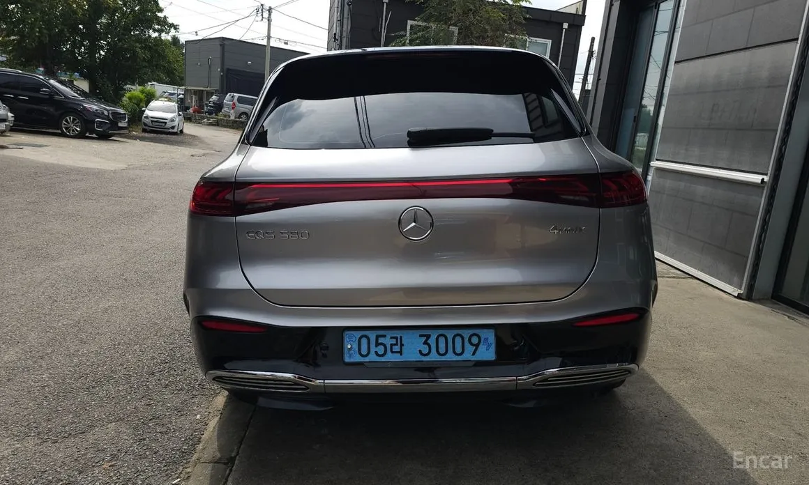 Фото 13 - Mercedes-Benz EQS