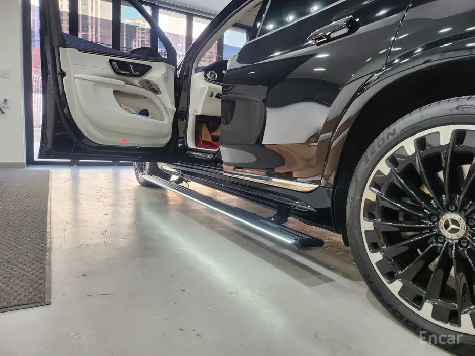 Фото 4 - Mercedes-Benz EQS