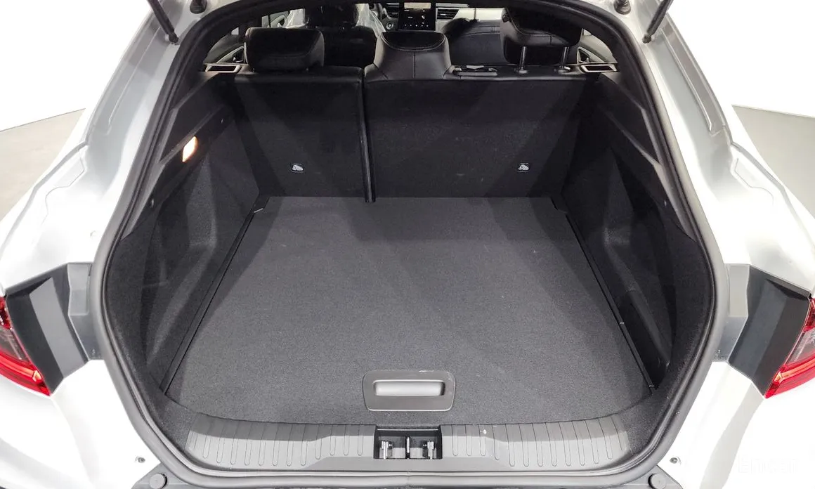 Фото 20 - Renault XM3