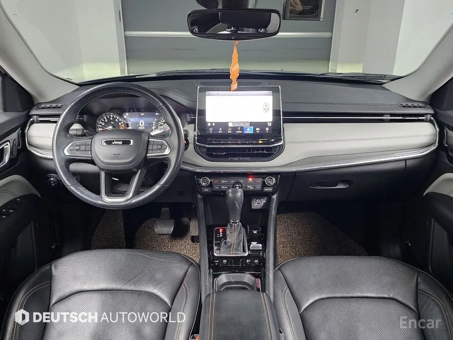 Фото 11 - Jeep Compass