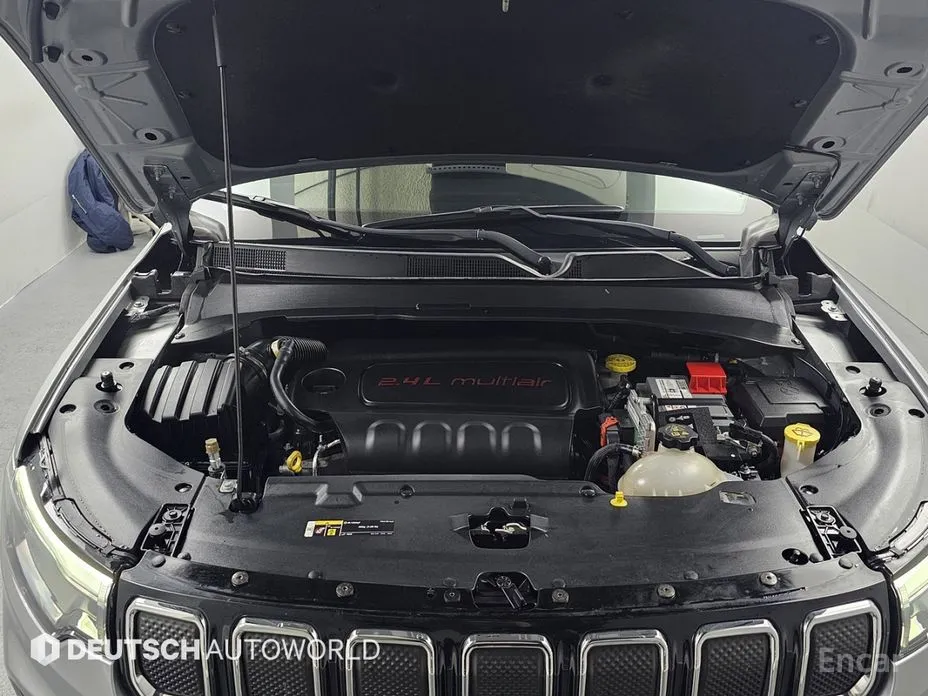 Фото 18 - Jeep Compass