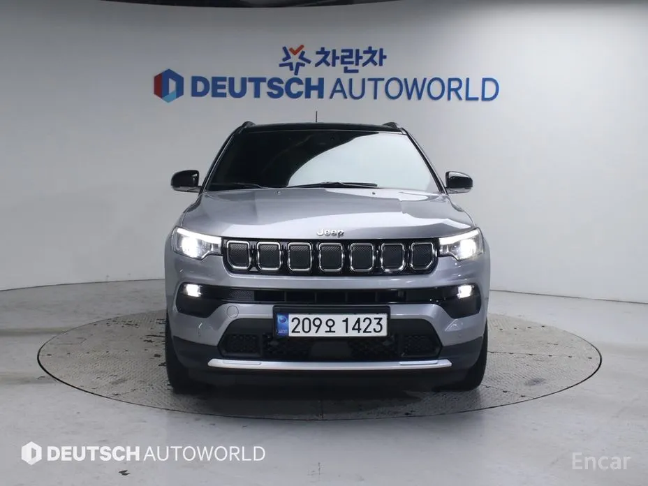 Фото 3 - Jeep Compass