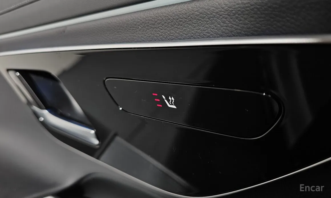 Фото 19 - Mercedes-Benz E-Class