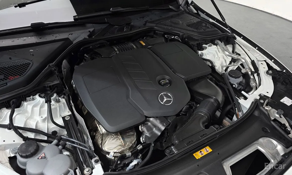 Фото 6 - Mercedes-Benz E-Class