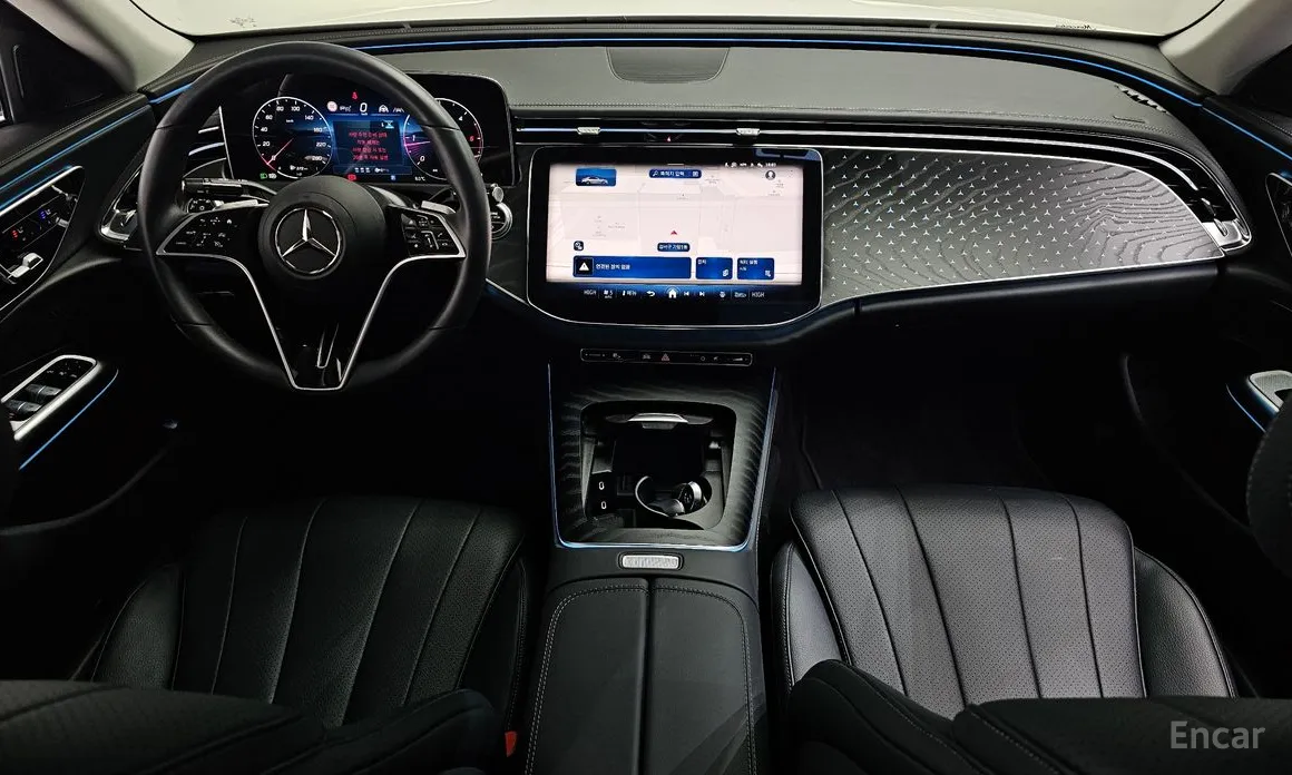 Фото 7 - Mercedes-Benz E-Class