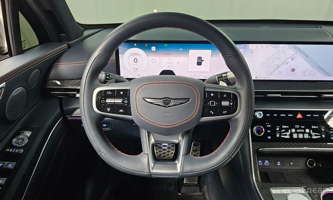 Фото 13 - Genesis GV80