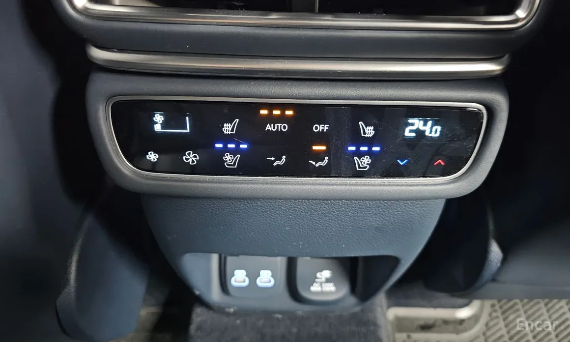 Фото 18 - Genesis GV80