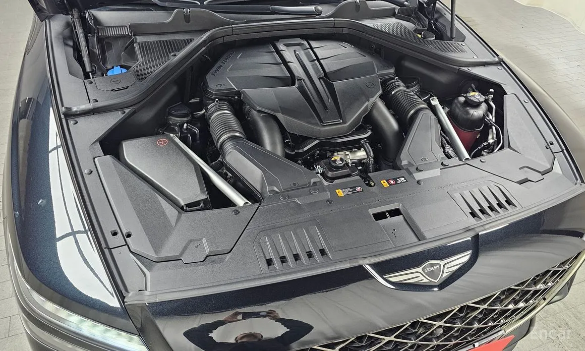 Фото 6 - Genesis GV80