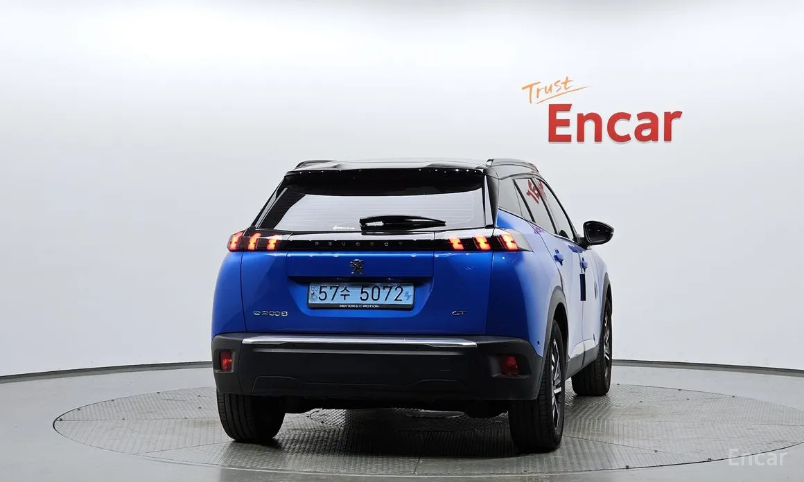 Фото 4 - Peugeot 2008