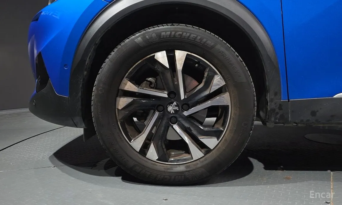 Фото 5 - Peugeot 2008